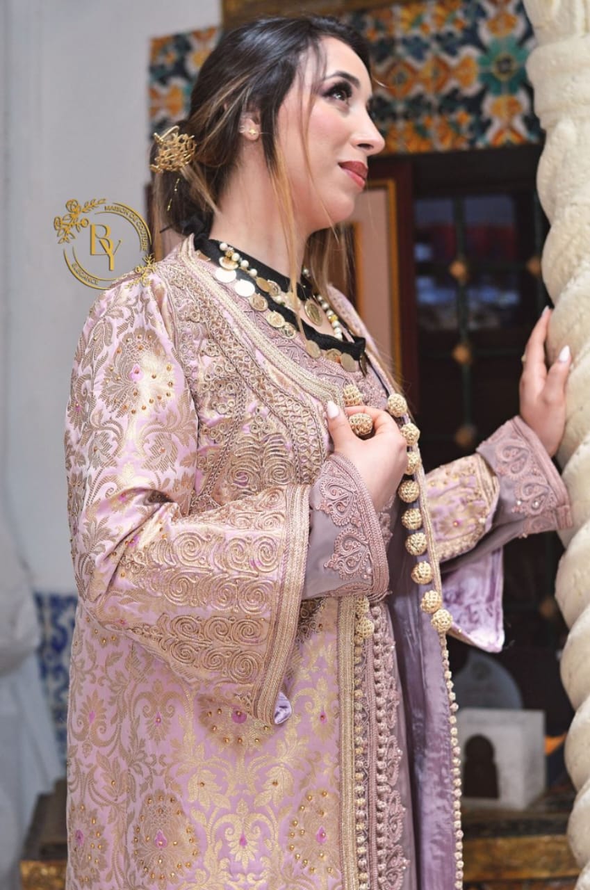 Caftan mhirzettes traditionnel